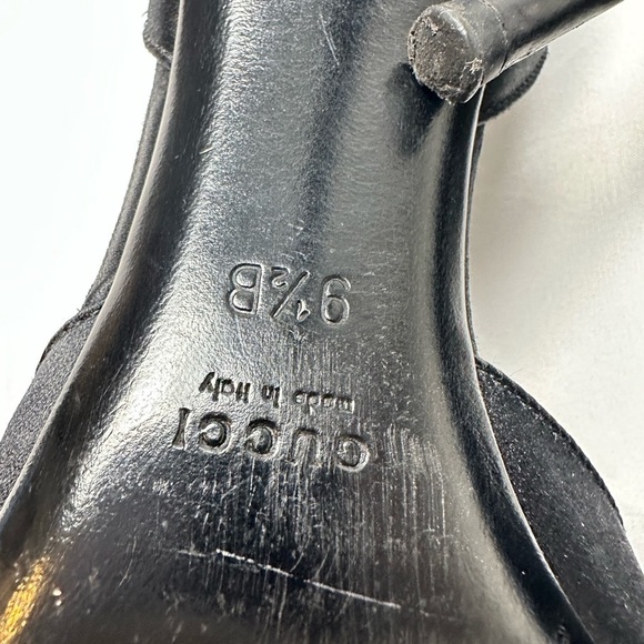 Gucci 🔥🔥 Black Women's Shoes with Gold Accents Size 9 1/2 - Picture 5 of 12